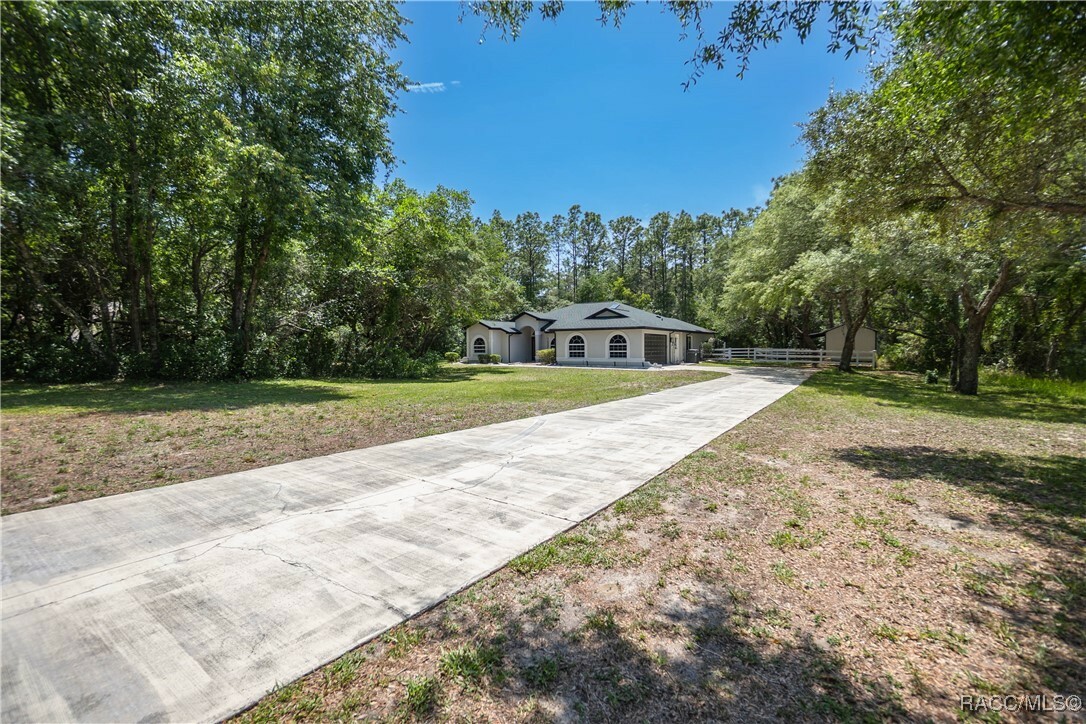 Property Photo: 5079 W Pinto Loop FL 34465