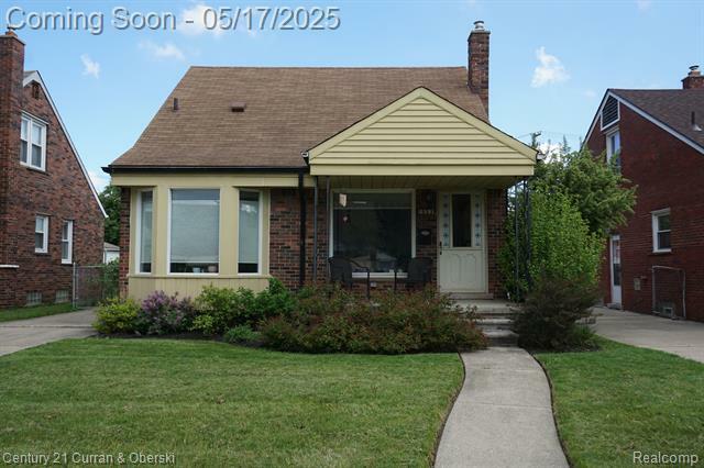 Property Photo: 1853 Hollywood Street MI 48124
