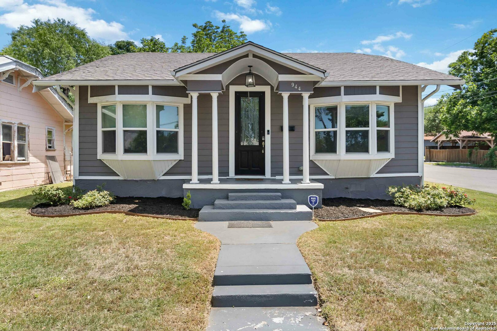944 Fulton  San Antonio TX 78201 photo