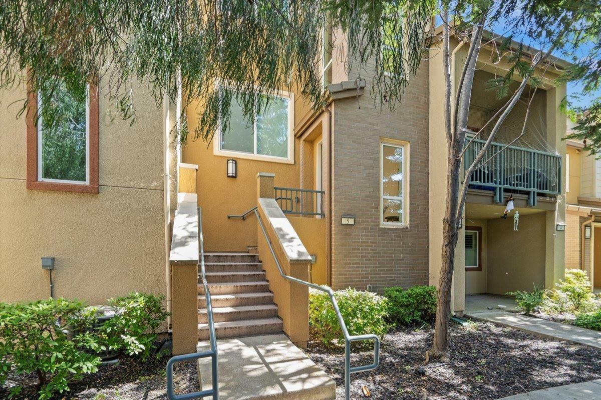 Property Photo: 2415 Stearman Court 5 CA 95132