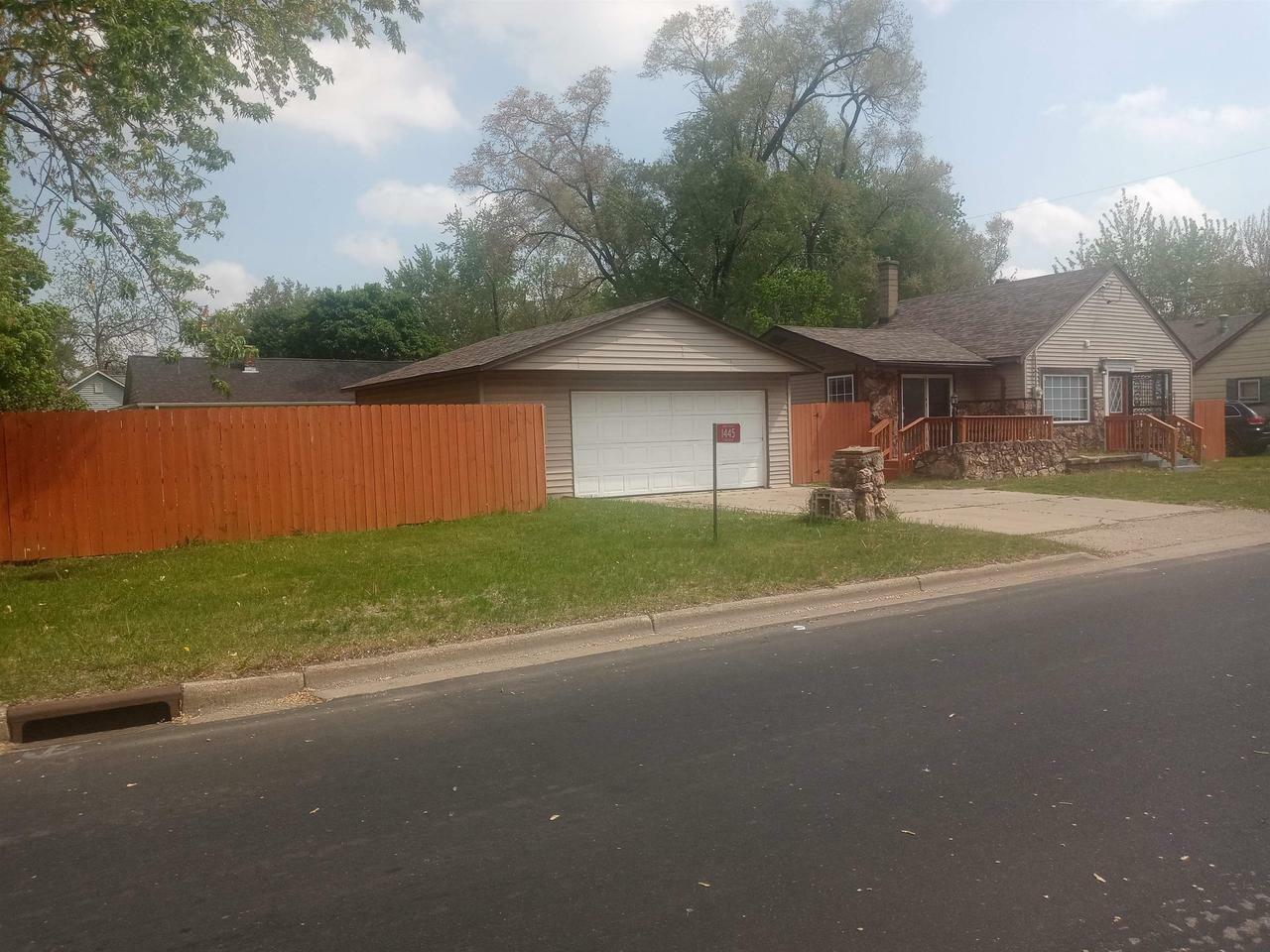 1445 Bayliss Avenue  Beloit WI 53511 photo