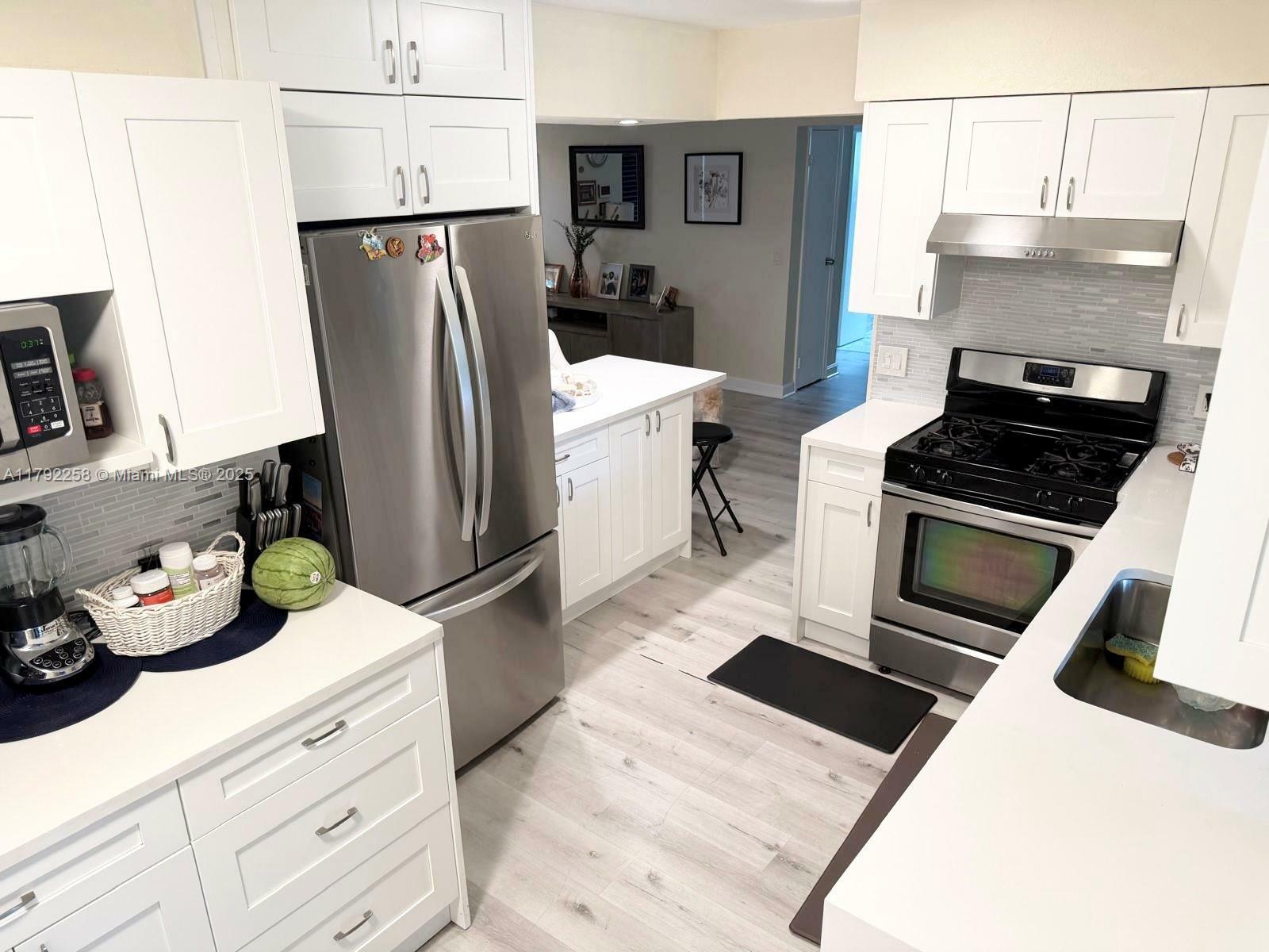 Property Photo: 11360 NW 31st St FL 33323