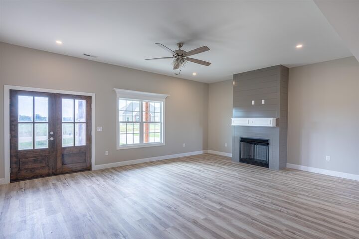 Property Photo:  261 Hummingbird Way  AL 35645 - KILLEN 