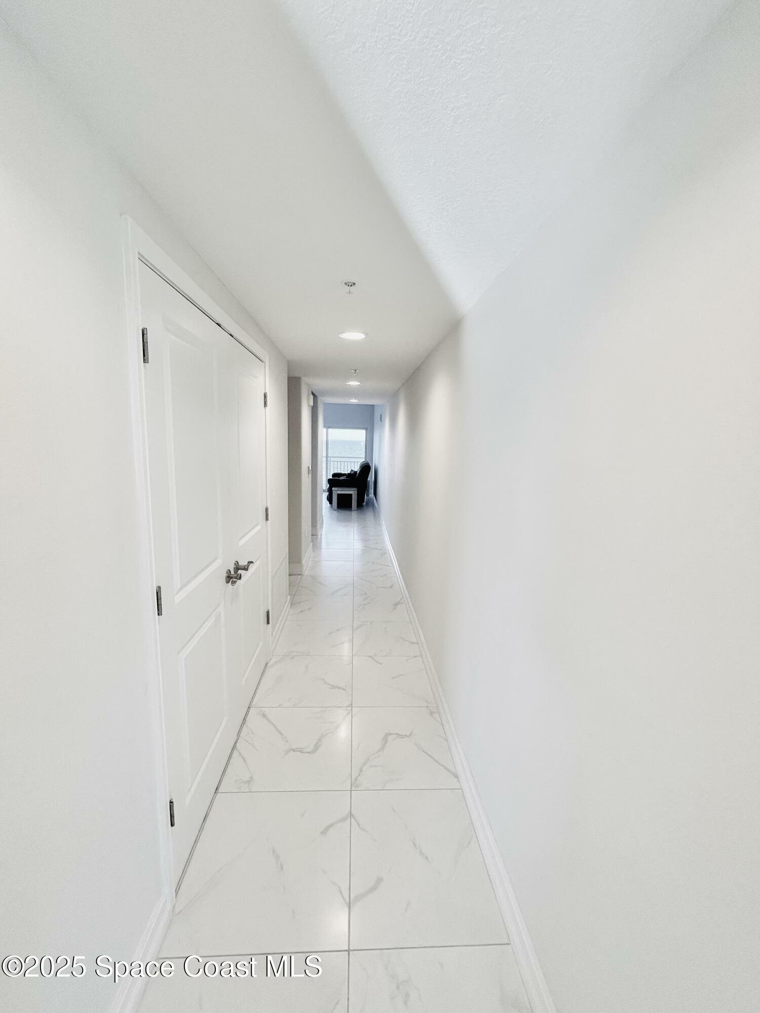 Property Photo: 1825 Riverside Drive FL 32780