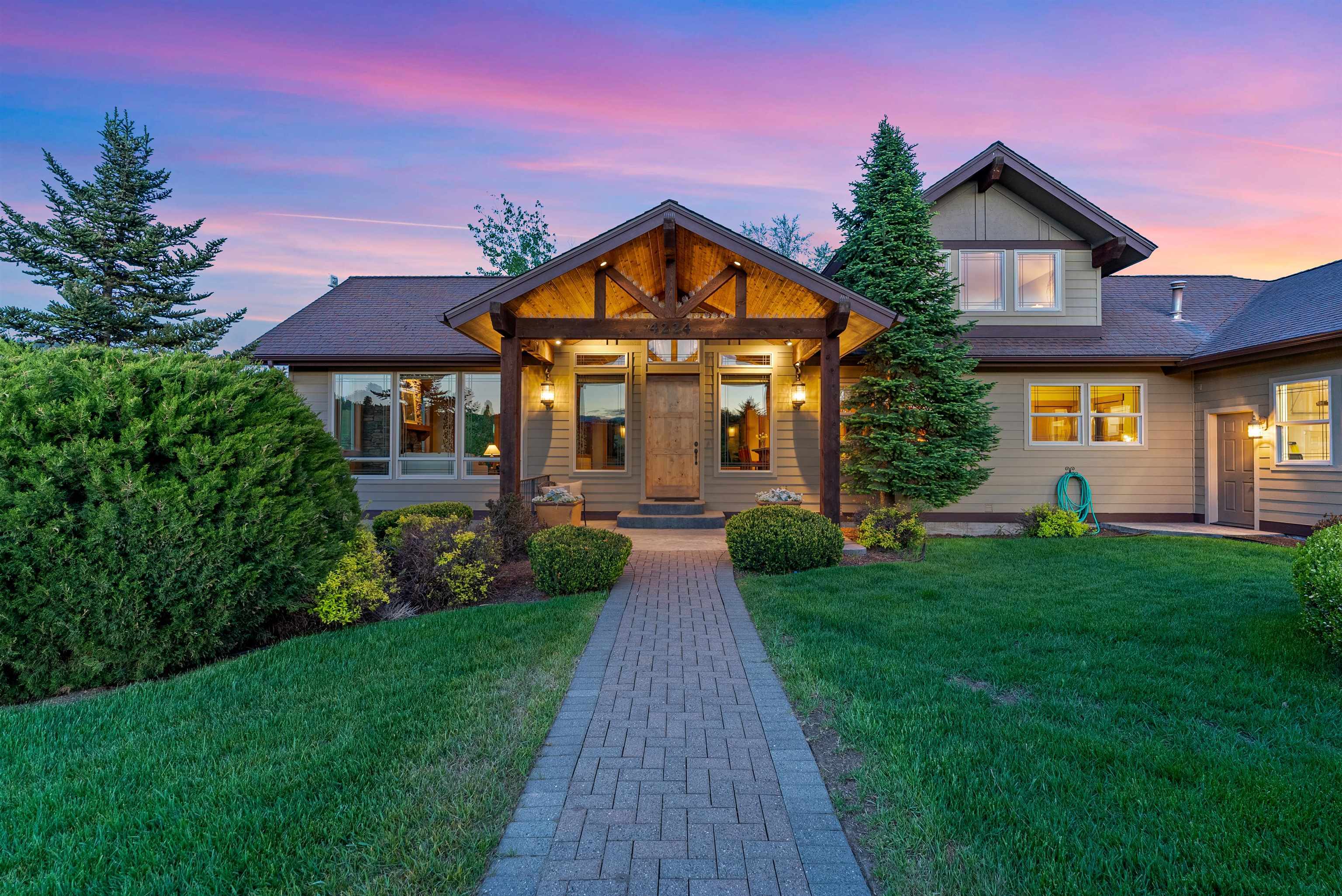 Property Photo: 4224 E Hoffman Ln WA 99223