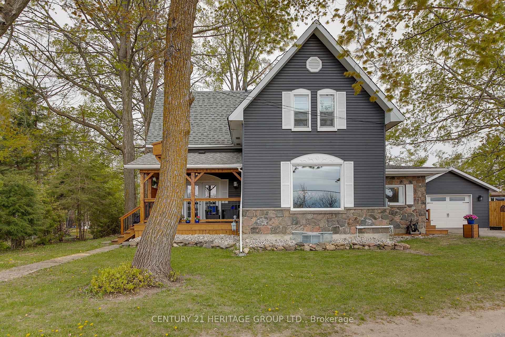 Property Photo: 1672 Ridge Road E ON L0L 1T0