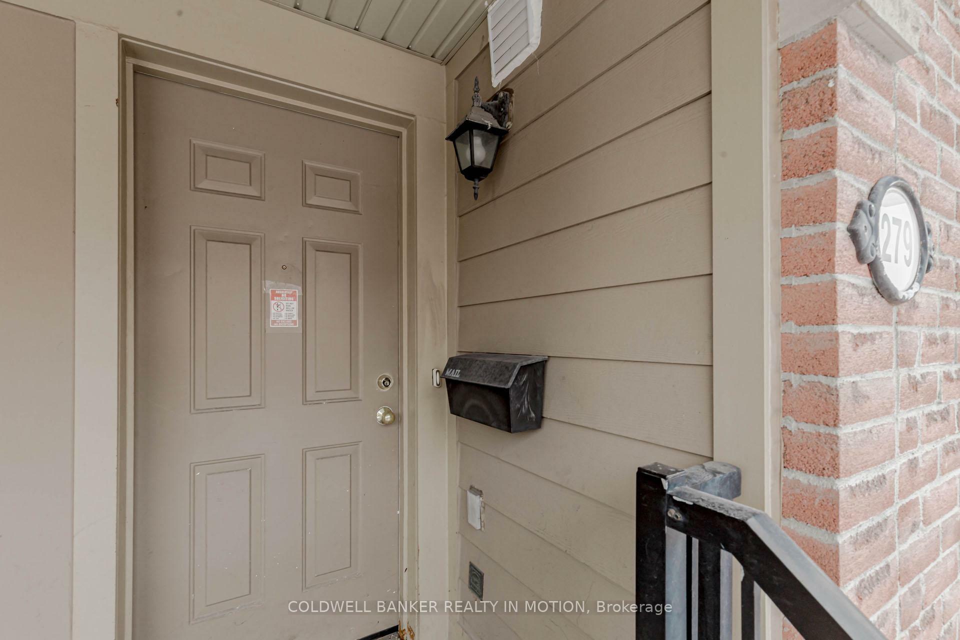 Property Photo: 4975 Southampton Drive #279 ON L5M 8C5