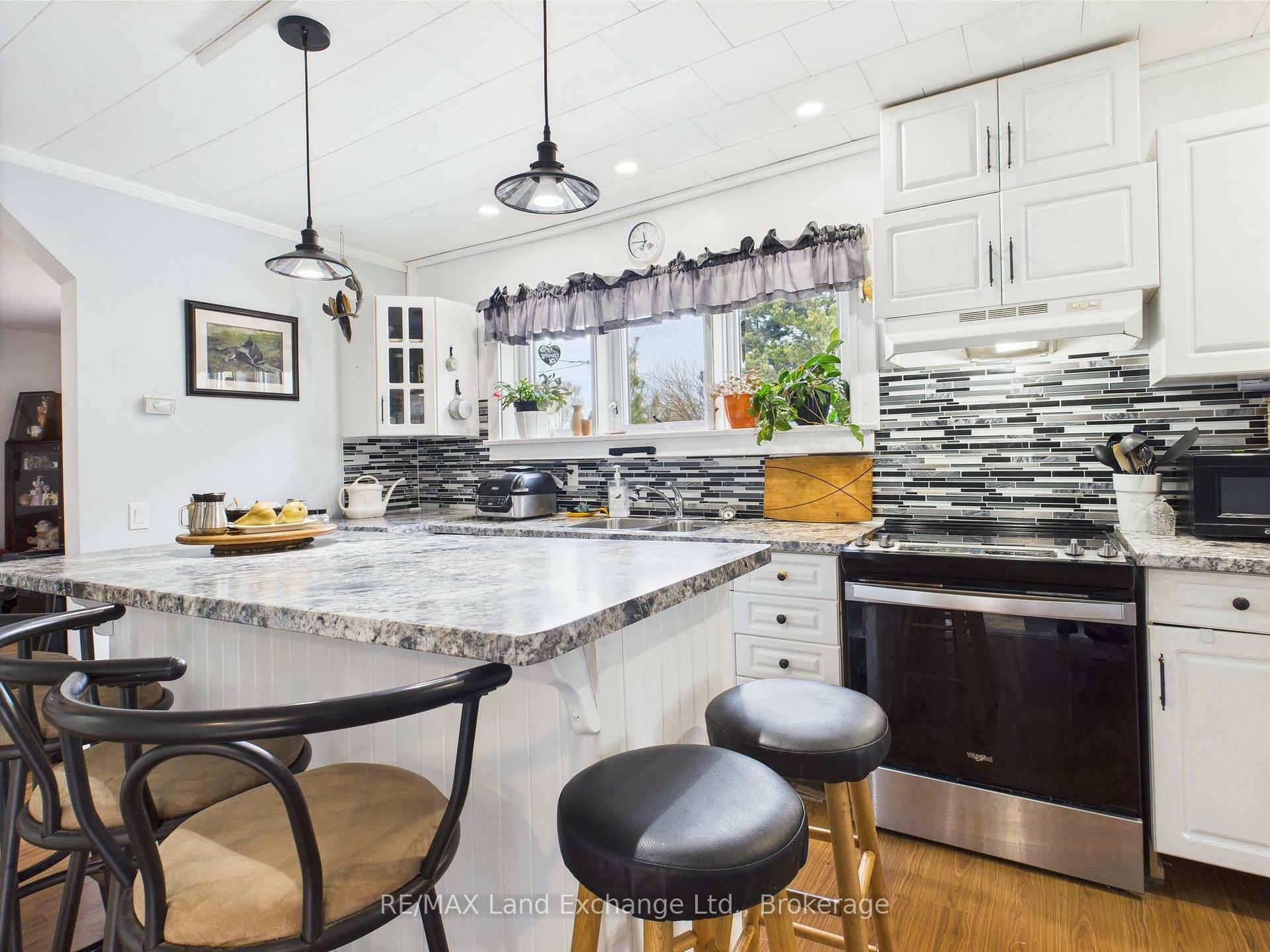 Property Photo: 581 Huron Terrace ON N2Z 2H2