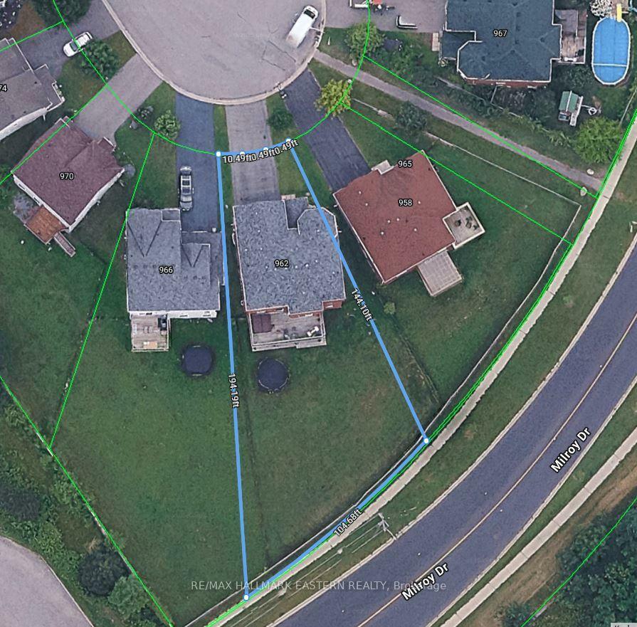 Property Photo: 962 Baker Street ON K9H 7P7