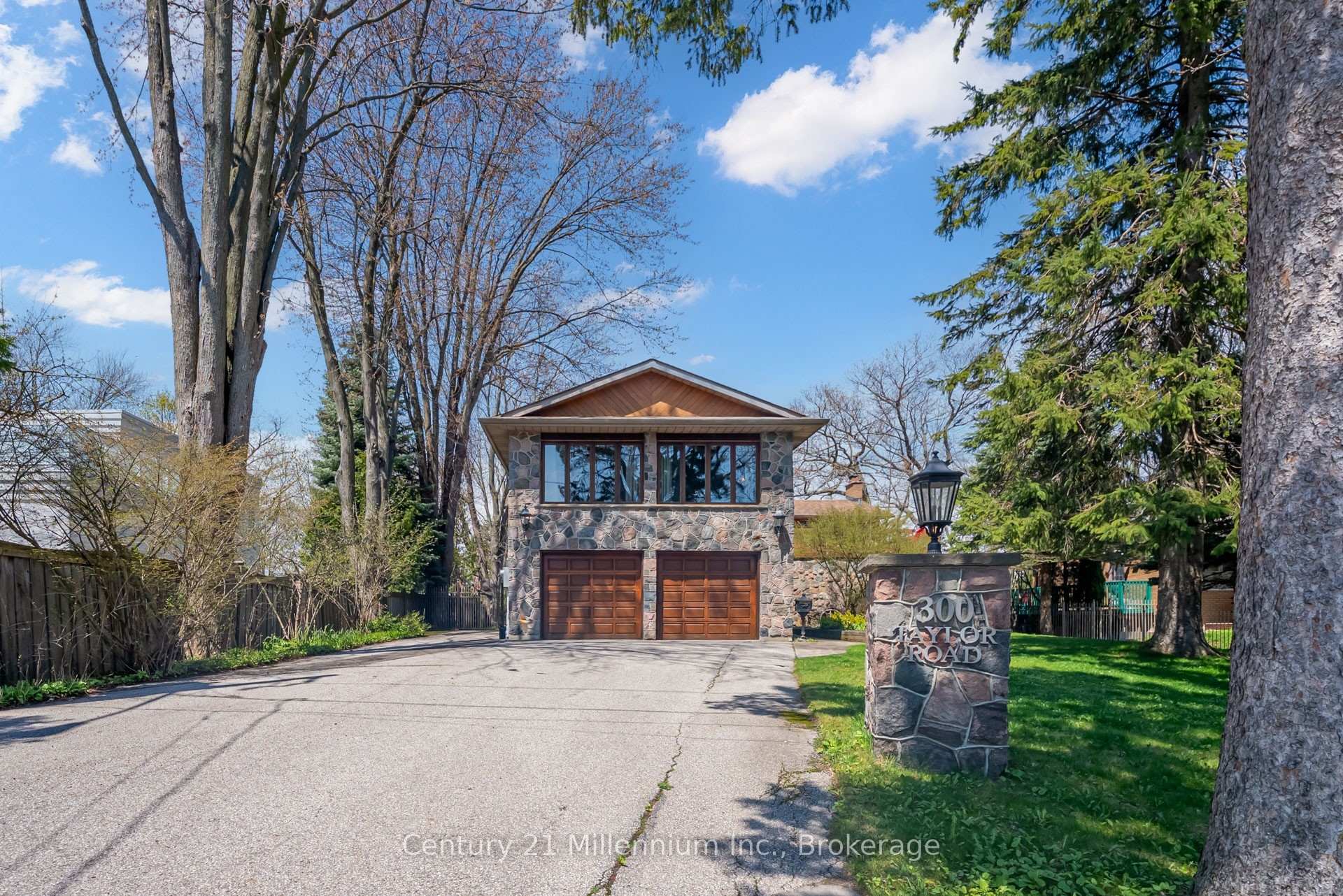Property Photo: 300 Taylor Road ON M1C 2R6