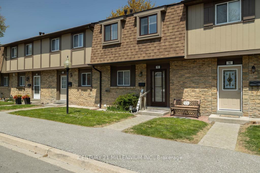 Property Photo: 81 Hansen Road N 91 ON L6V 3C7