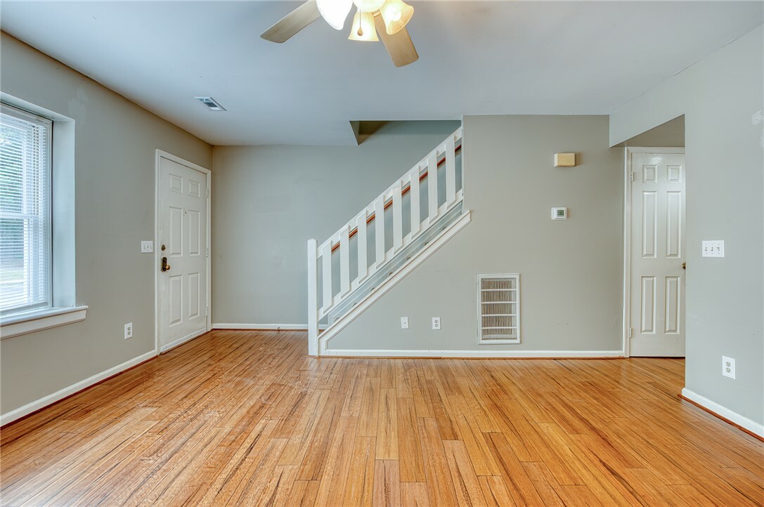 Property Photo: 2815 Oak Hill Drive VA 23185-2366