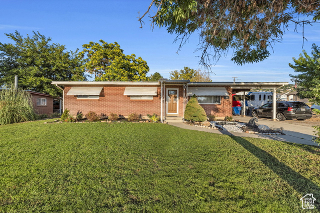 Property Photo: 366 N 175 E UT 84054