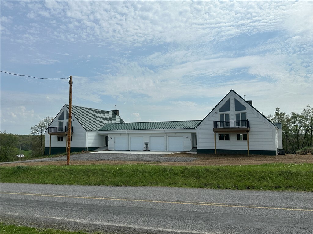 Property Photo: 1121 Three Degree PA 16002