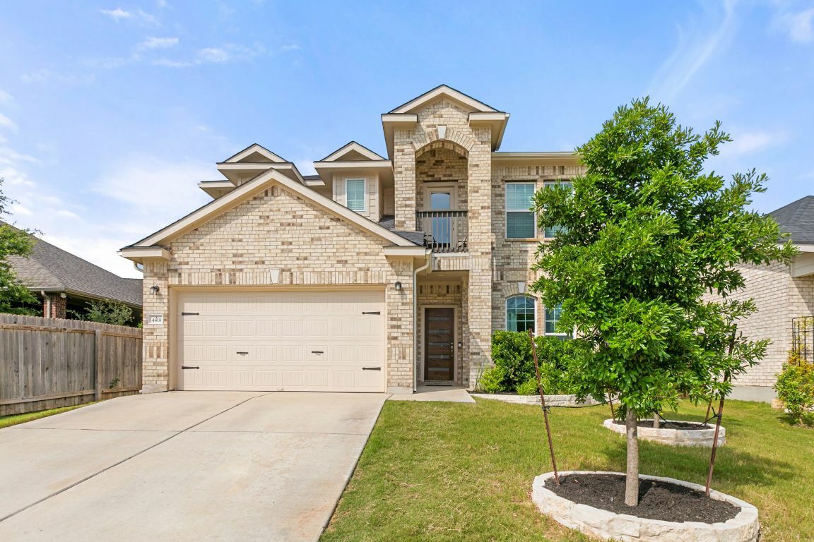 Property Photo: 4418 Royal Oak Boulevard TX 78666