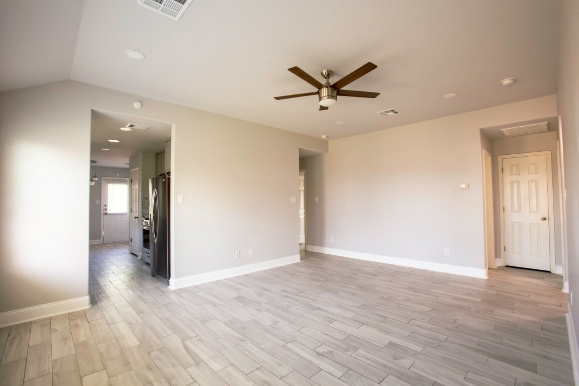 Property Photo: 112 Wildfire Cove TX 78610