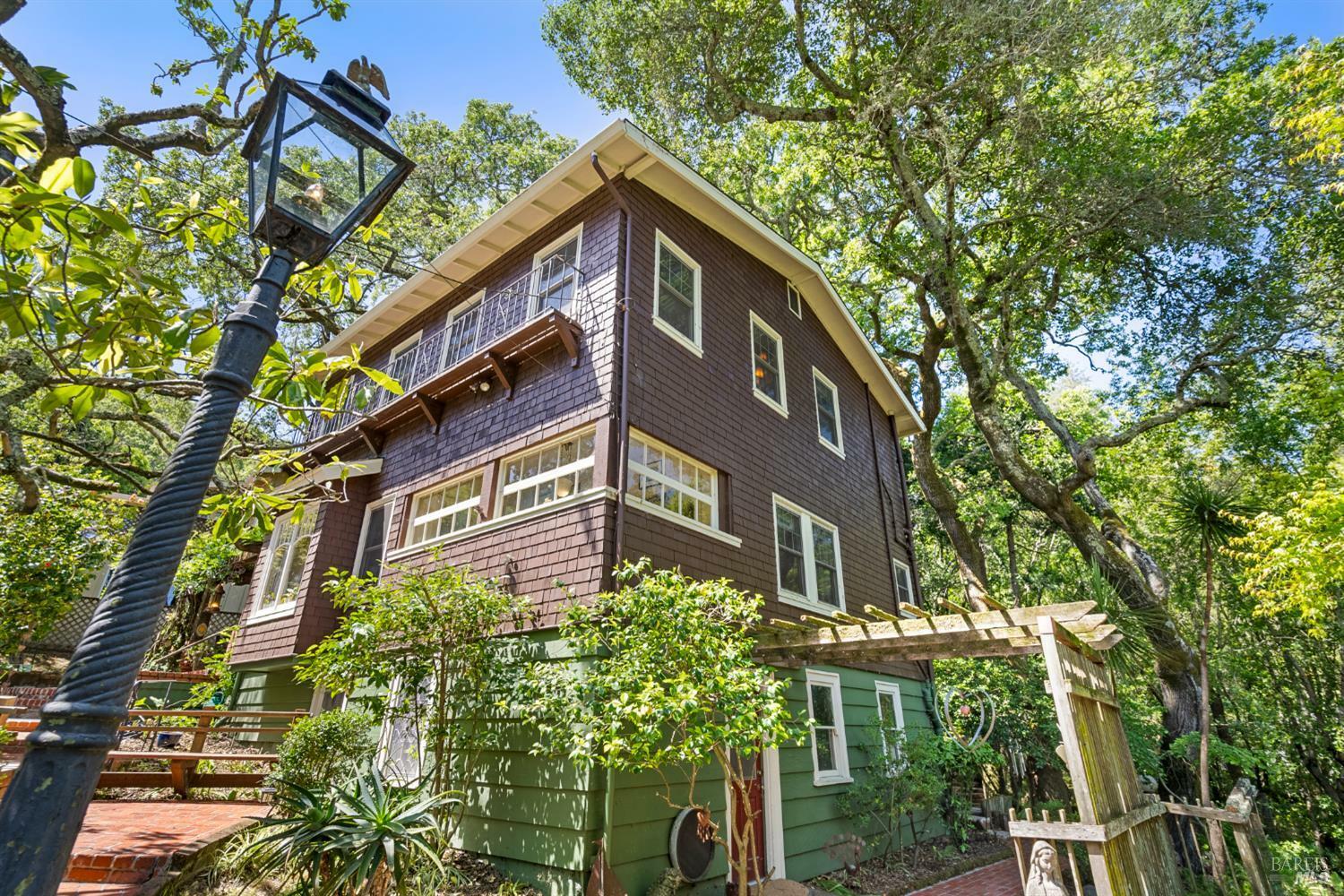 Property Photo: 150 Bungalow Avenue CA 94901