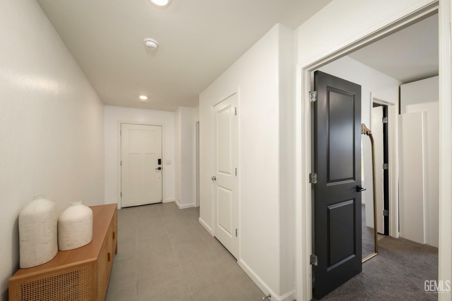 Property Photo: 6028 Bogart Drive CA 93313