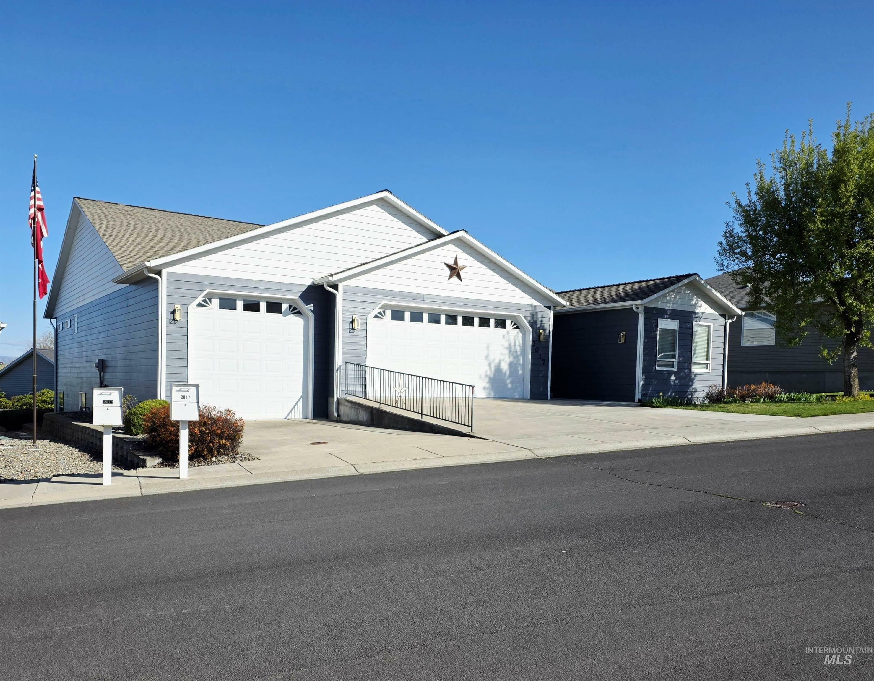 Property Photo: 3017 Cypress St ID 83501