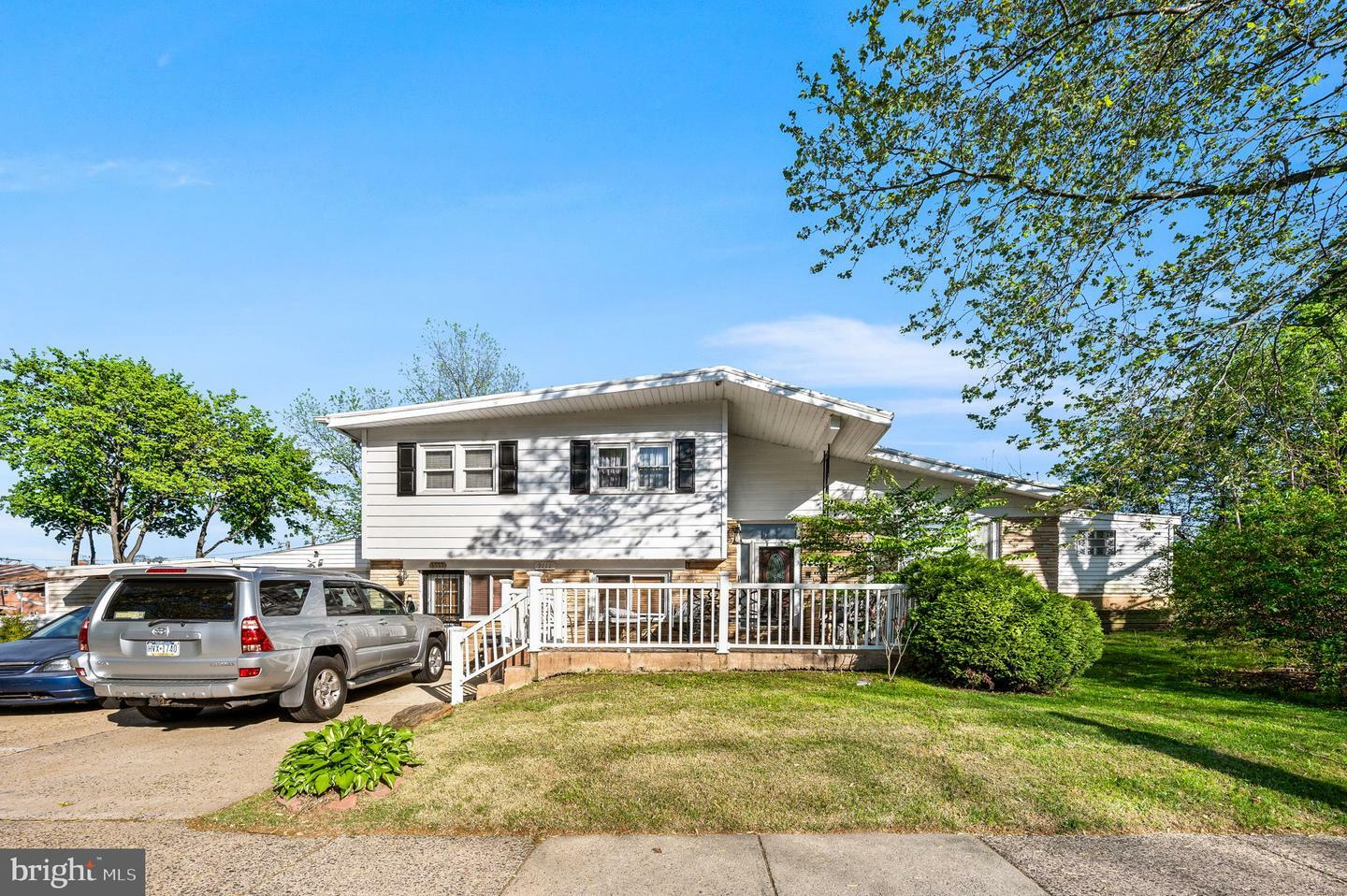 9111 Bustleton Avenue  Philadelphia PA 19115 photo