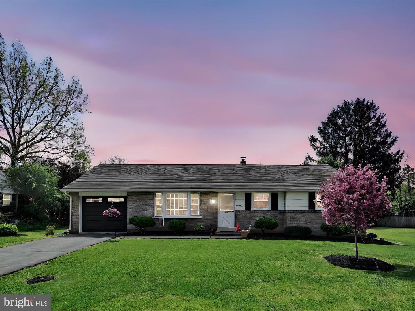 Property Photo: 2730 Kimberly Road PA 17603