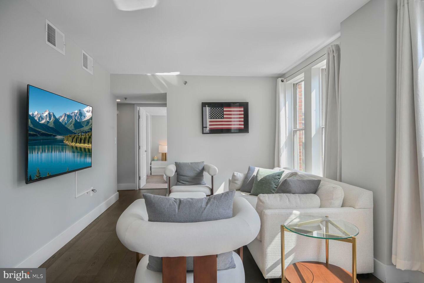 Property Photo: 601 Pennsylvania Avenue NW 610 DC 20004