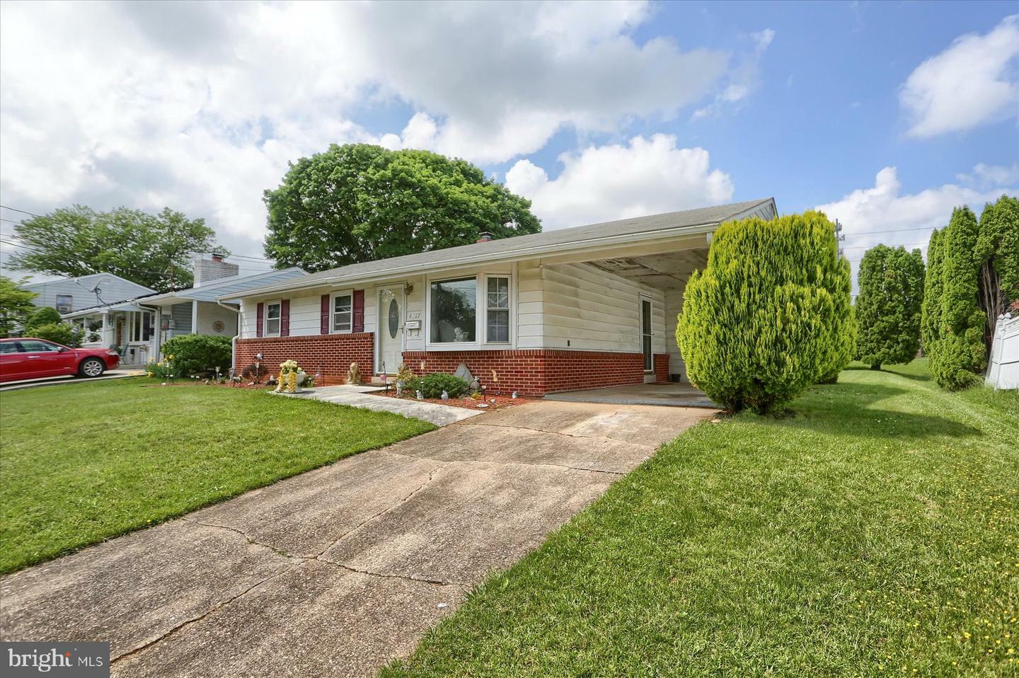 Property Photo: 4827 Brian Road PA 17050