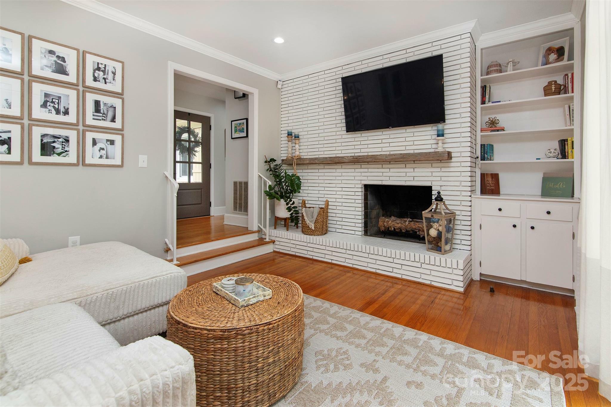 Property Photo: 1514 Wensley Drive NC 28210