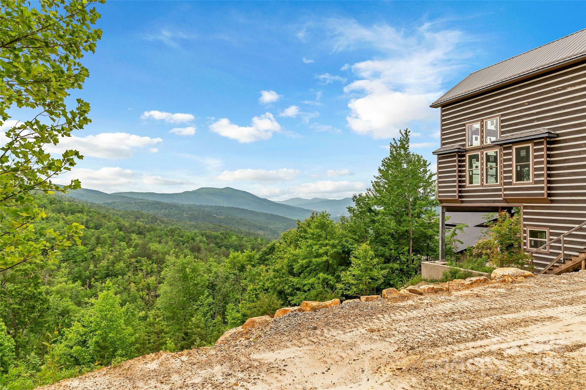 Property Photo: 548 Wilderness Drive NC 28752