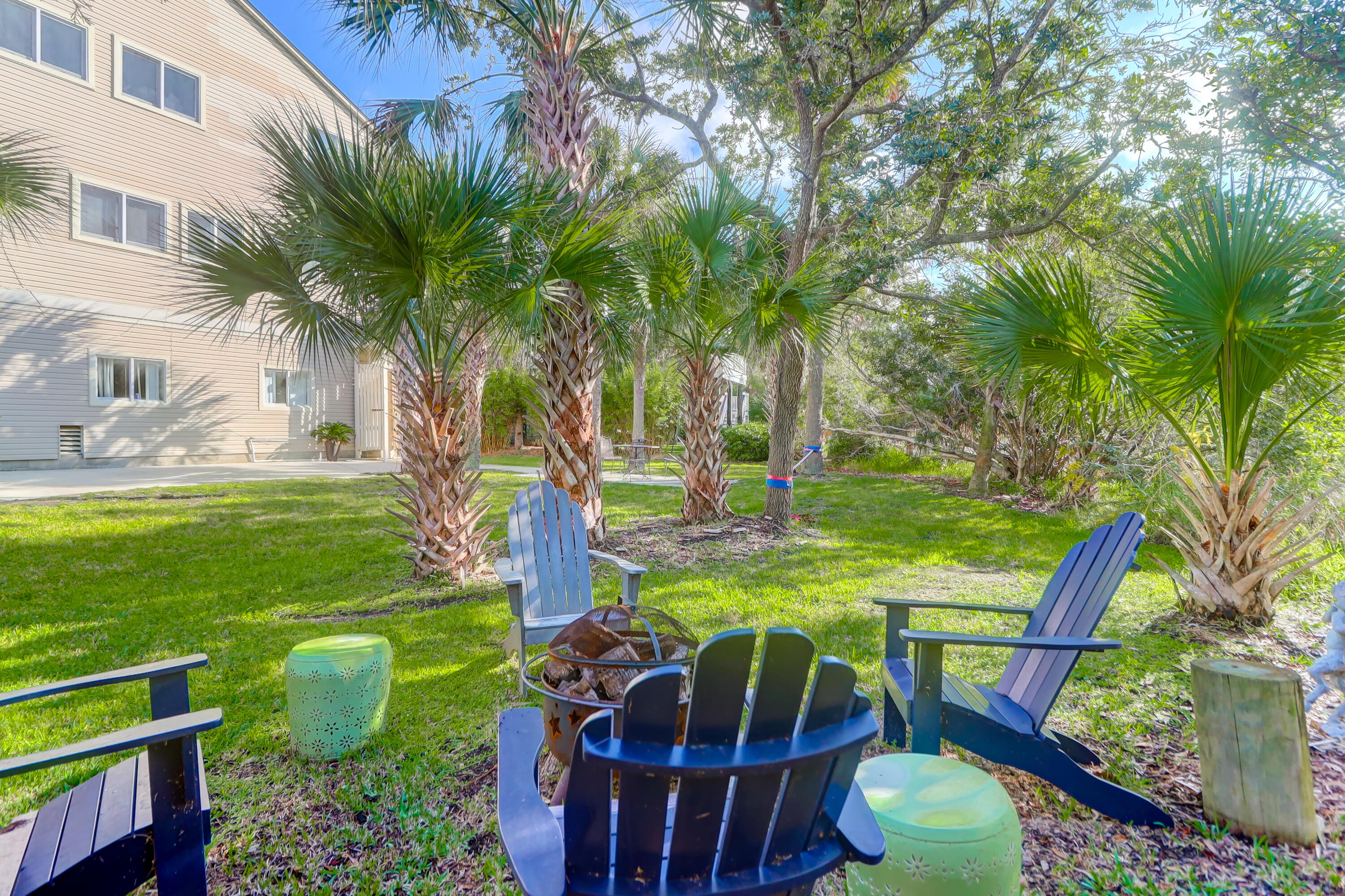 Property Photo:  315 Shadow Race Lane  SC 29439 