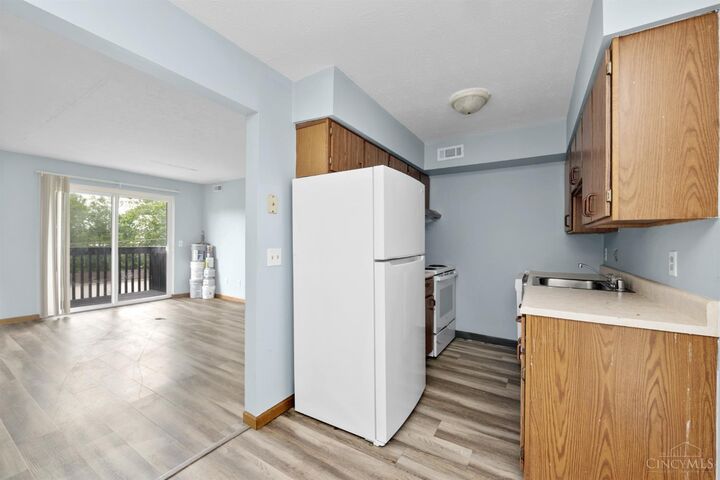 1000 Valley View Lane  Loveland OH 45140 photo