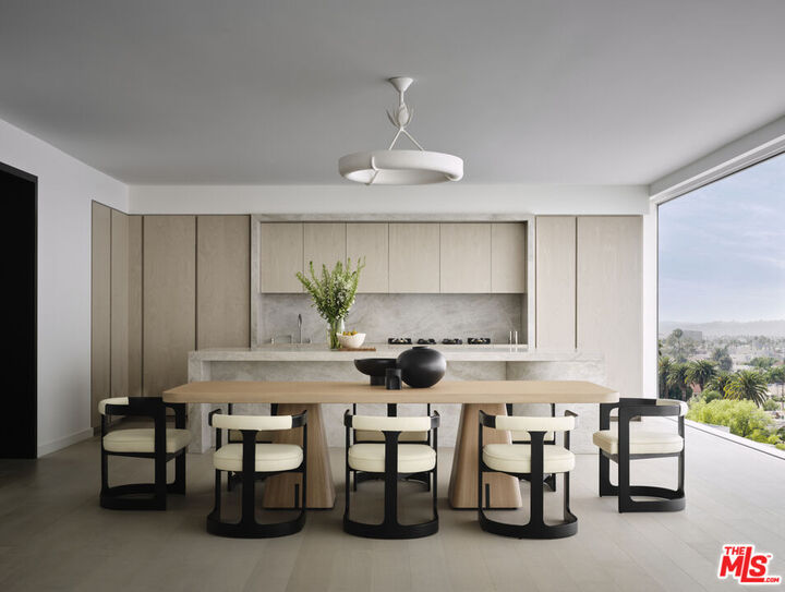 Property Photo:  9200 Wilshire Blvd  CA 90212 