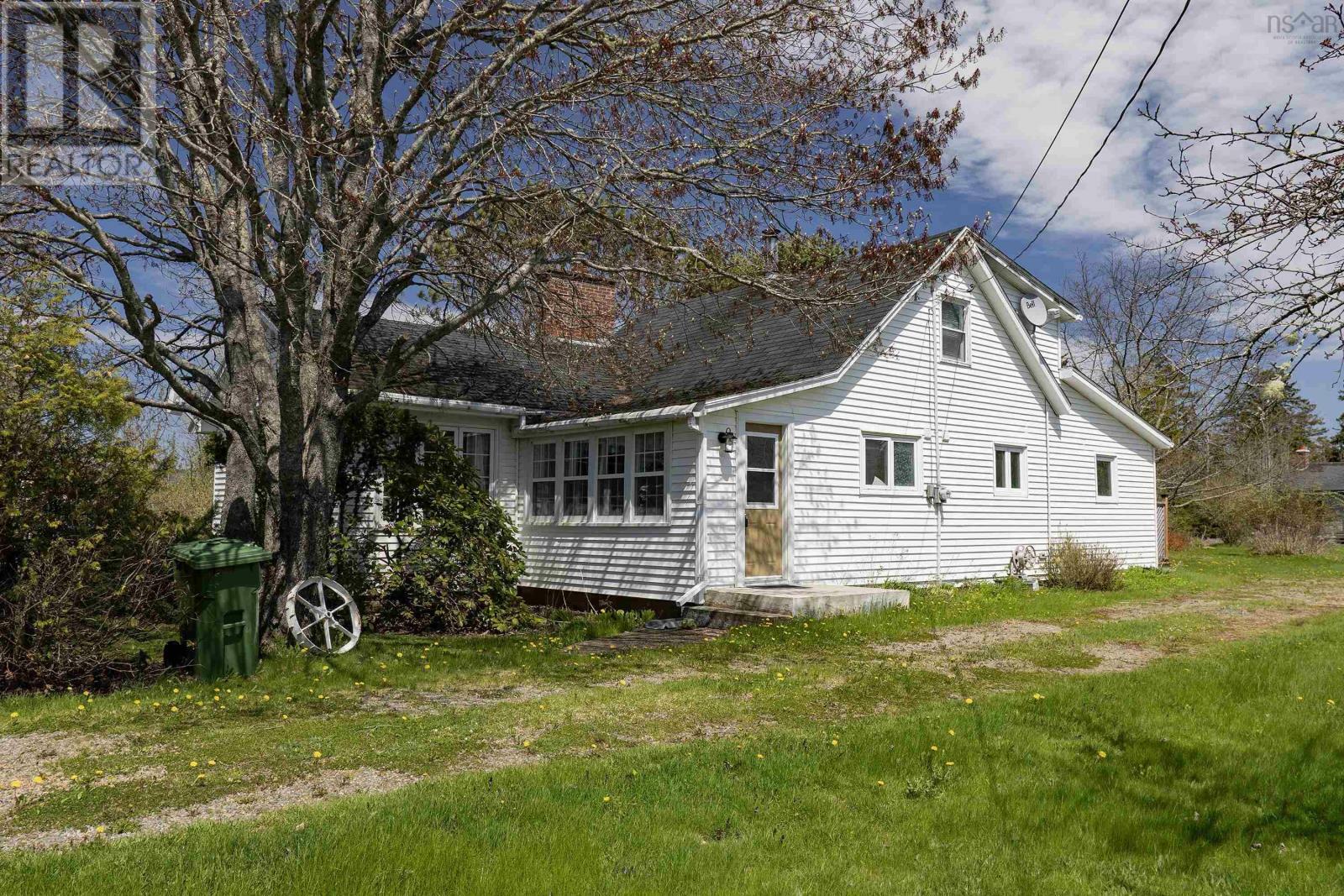 Property Photo: 77 Wharf Road NS B0M 1K0