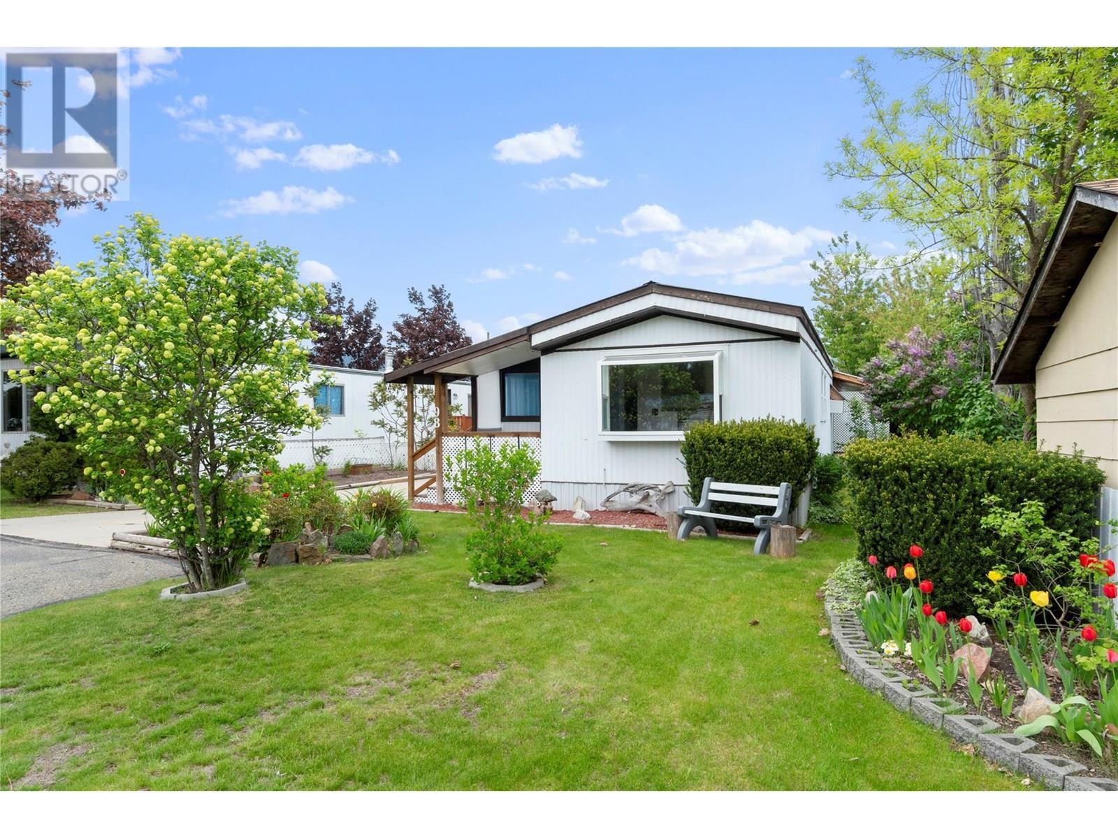 Photo de la propriété: 1361 30 Street Southeast 98 BC V1E 2N4