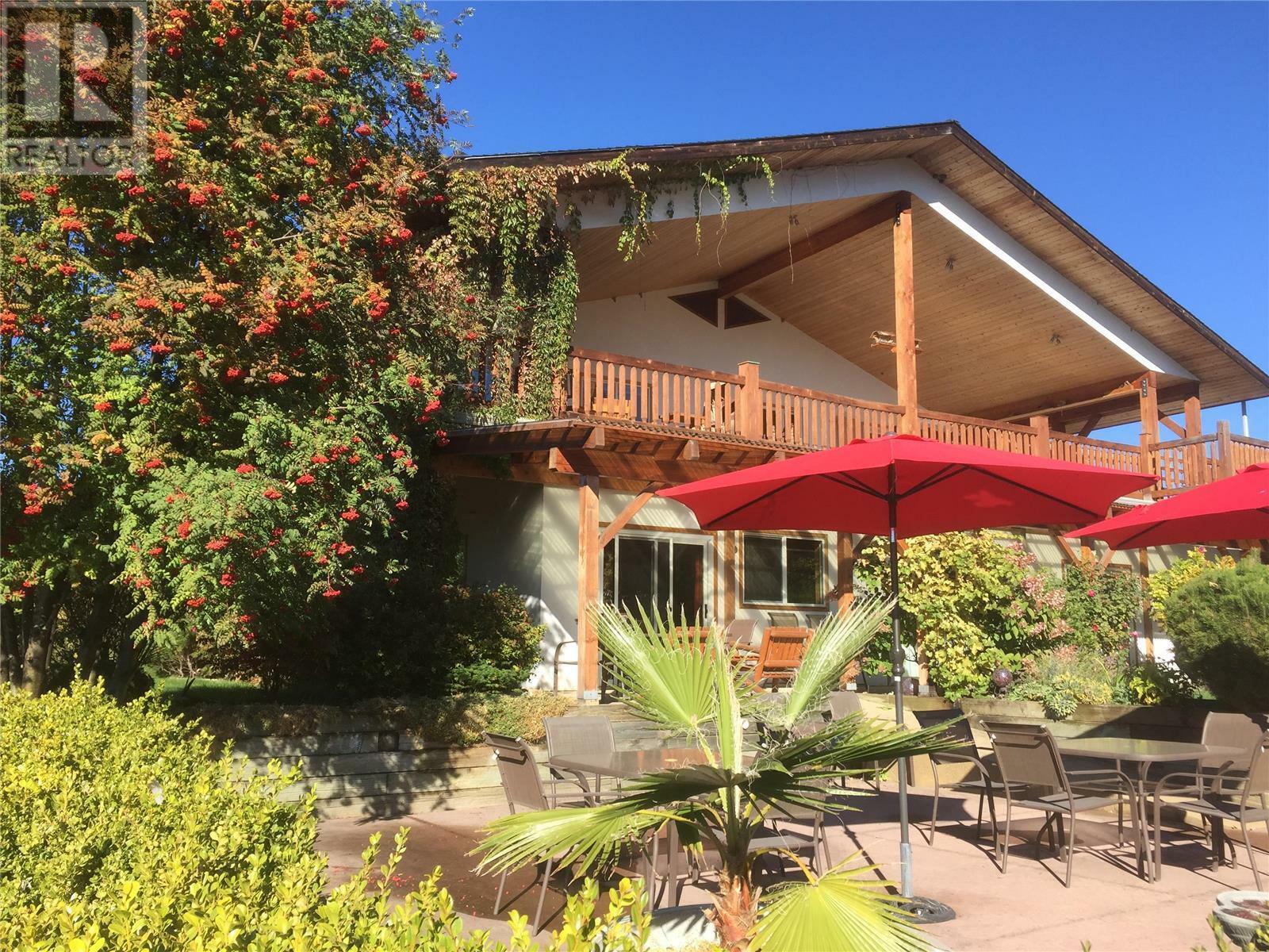 Property Photo: 2190 30 Street Northeast BC V1E 3G9