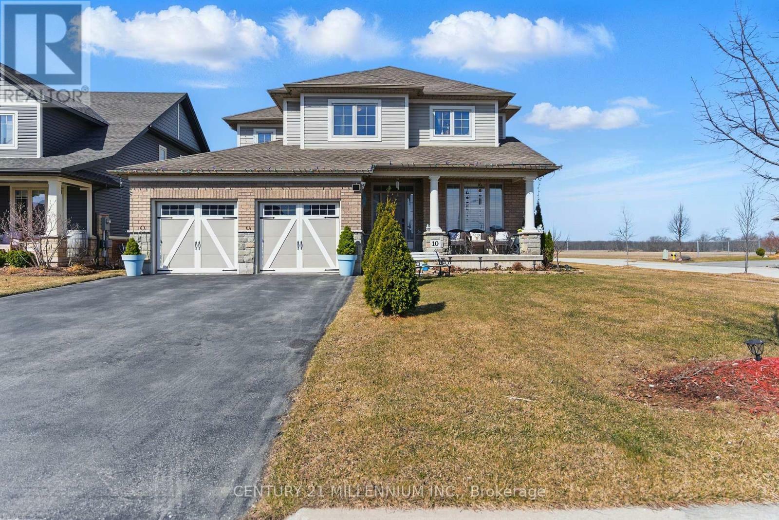 Property Photo: 10 Harvest Gate ON L0R 2A0