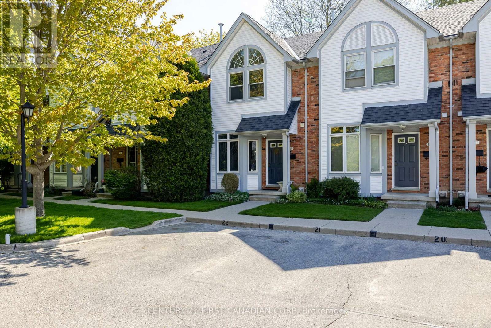 Photo de la propriété: 1415 Commissioners Road West 19 ON N6K 1E2