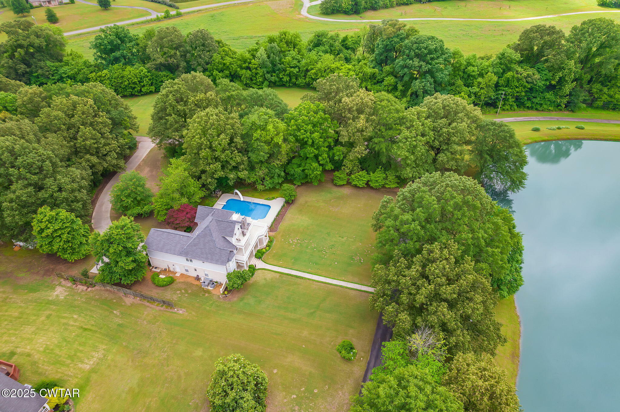 433 Sanders Bluff Road  Humboldt TN 38343 photo