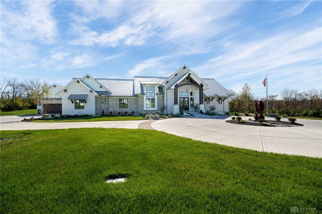 Property Photo: 1941 Legendary Way OH 45036