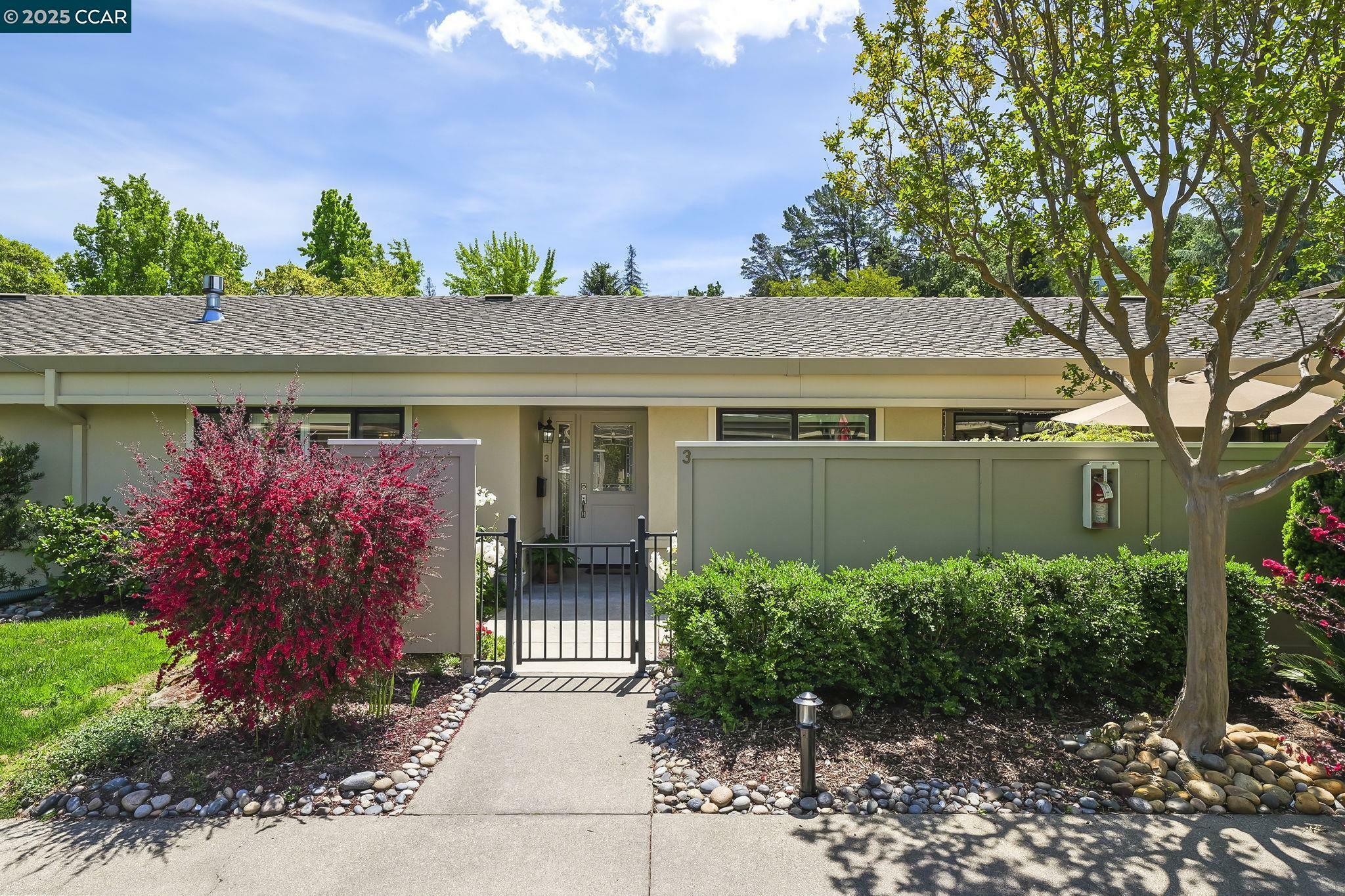 Property Photo: 2109 Tice Creek Drive 3 CA 94595