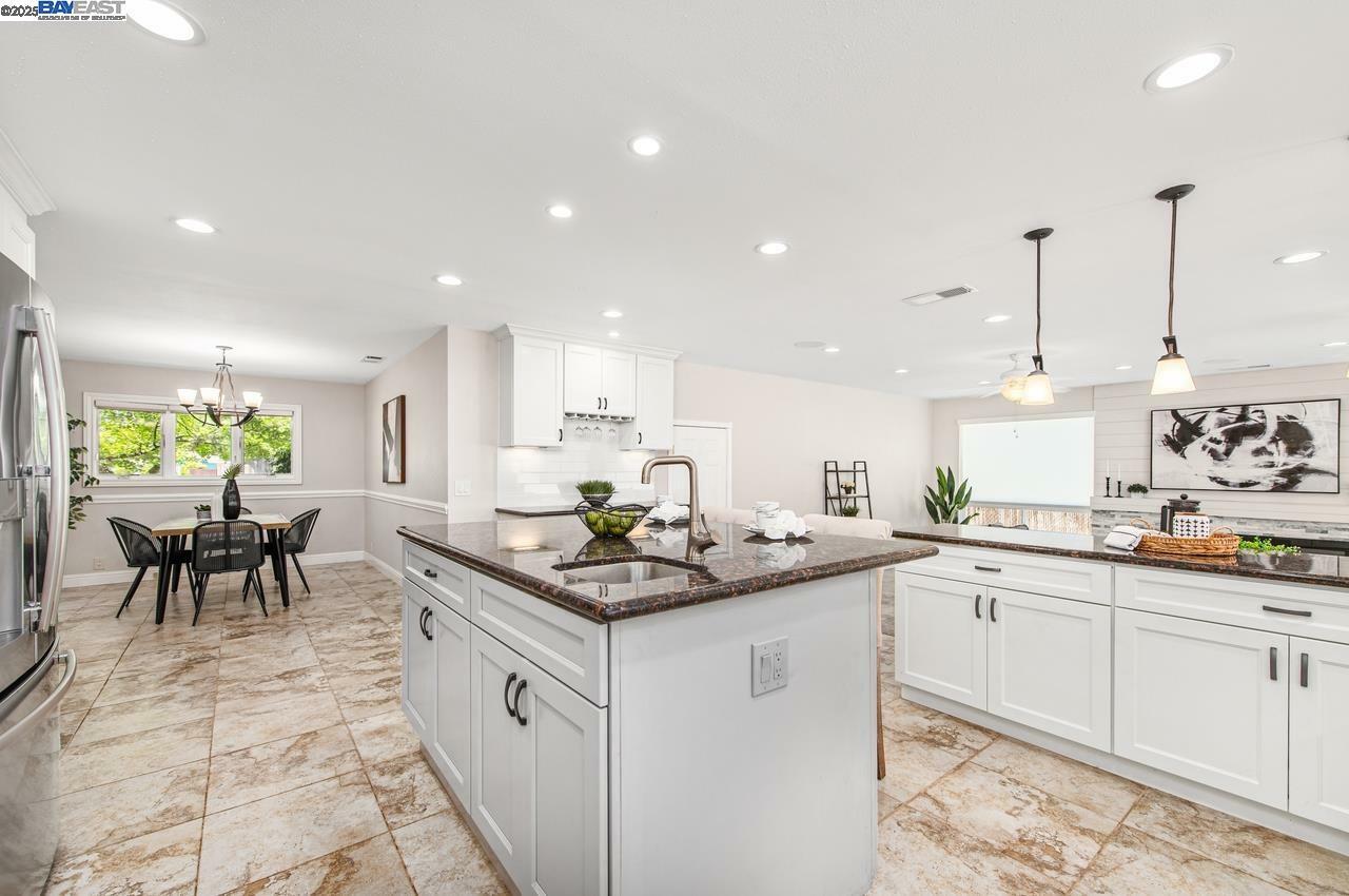Property Photo:  4374 Fairwood Ct  CA 94521 