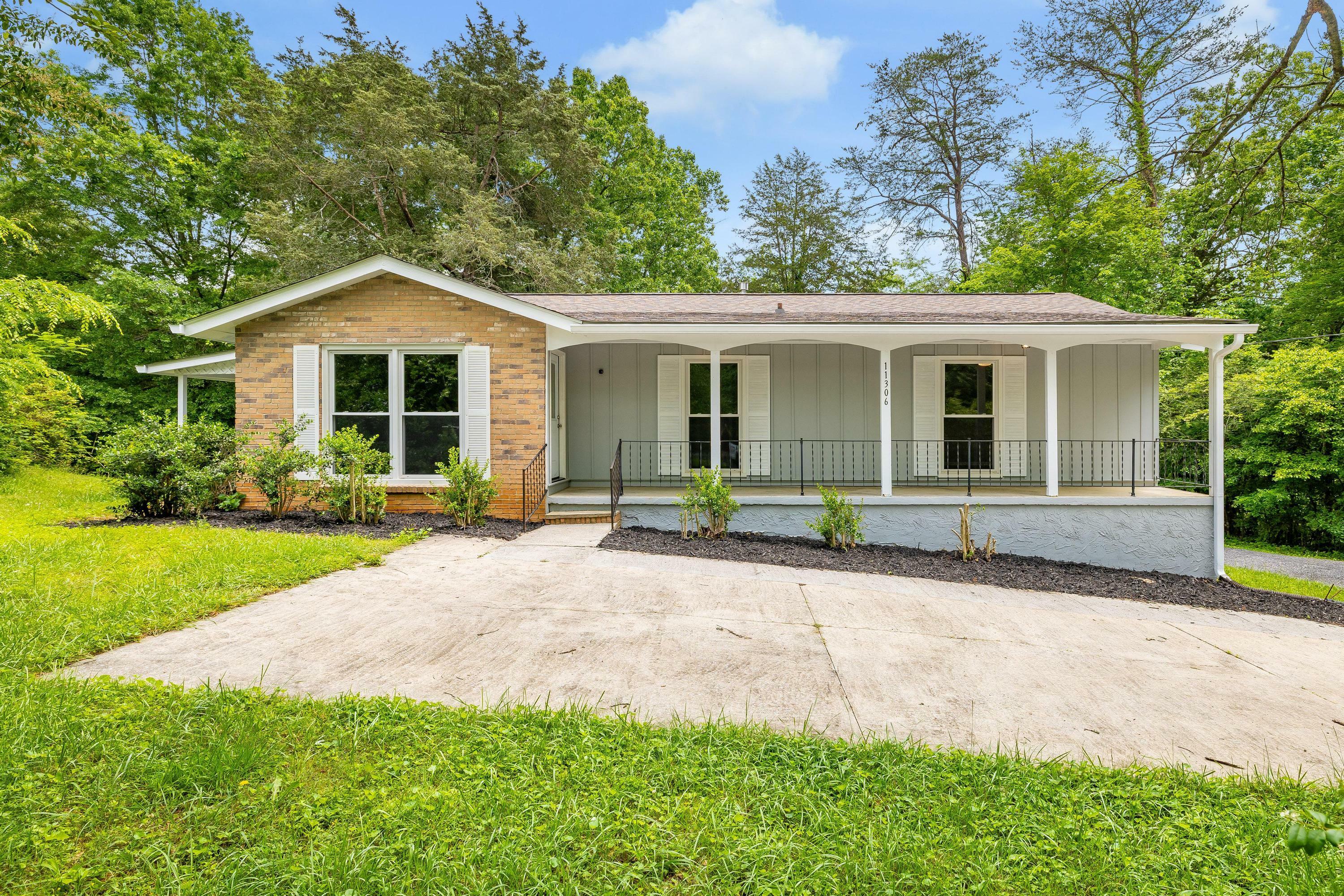 Property Photo: 11306 Hixson Pike TN 37379