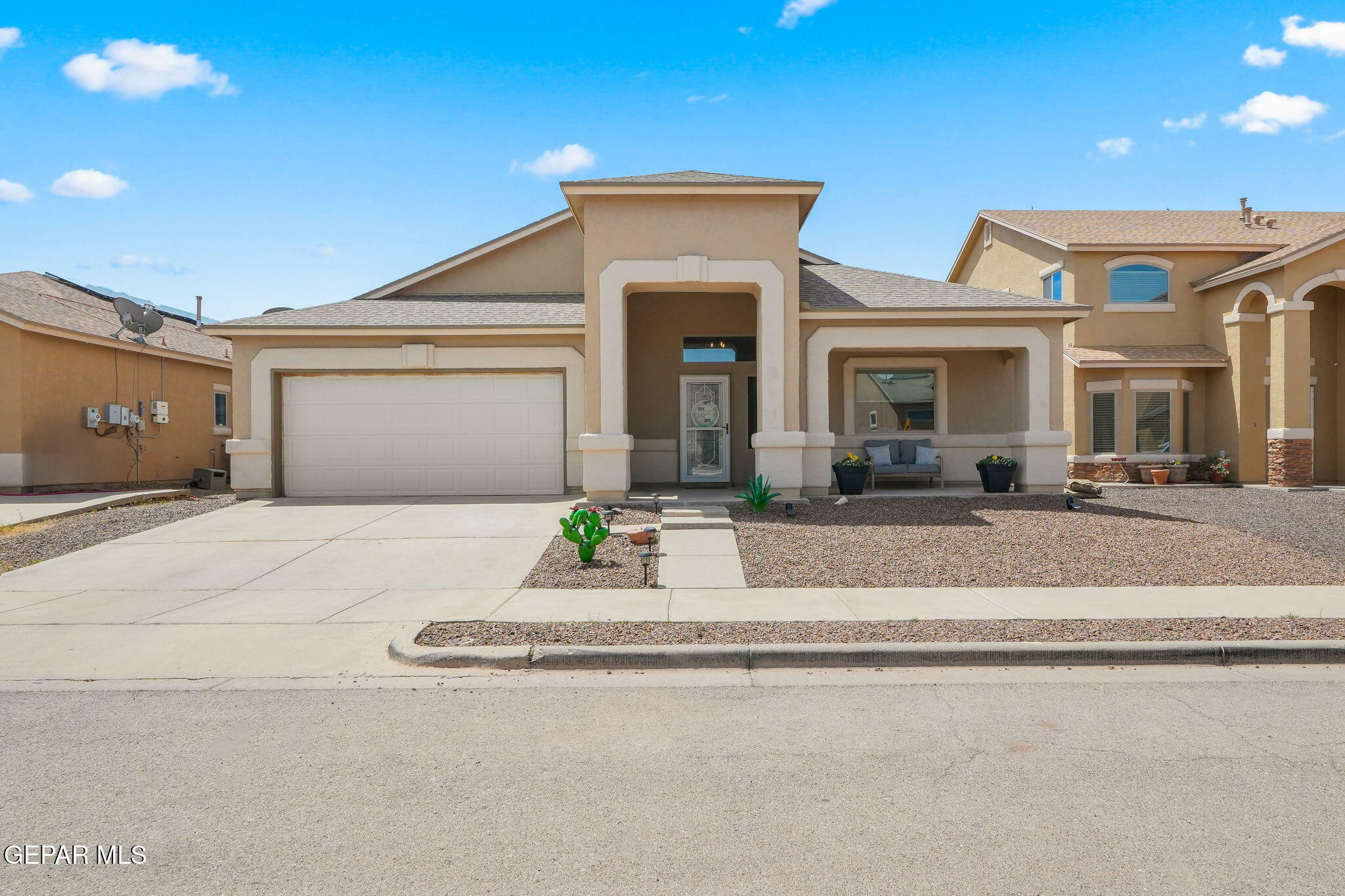 14328 N Cave Drive  El Paso TX 79938 photo