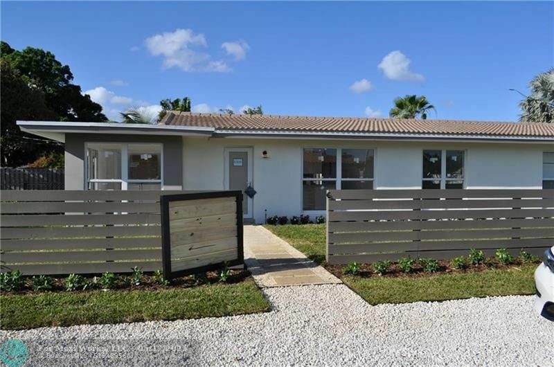Property Photo: 1625 NE 15th Avenue 2 FL 33305