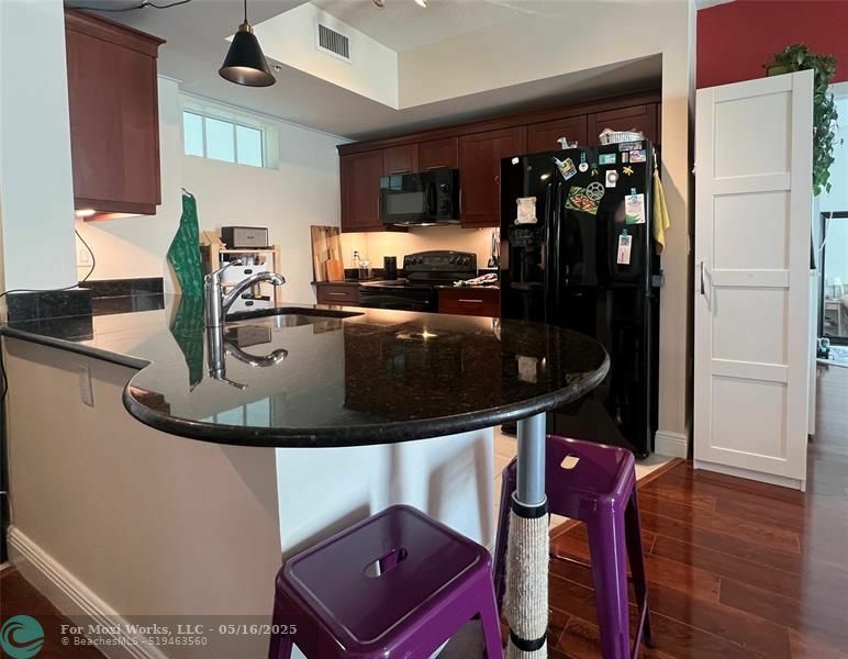 Property Photo: 7275 SW 90 Way 210 FL 33156