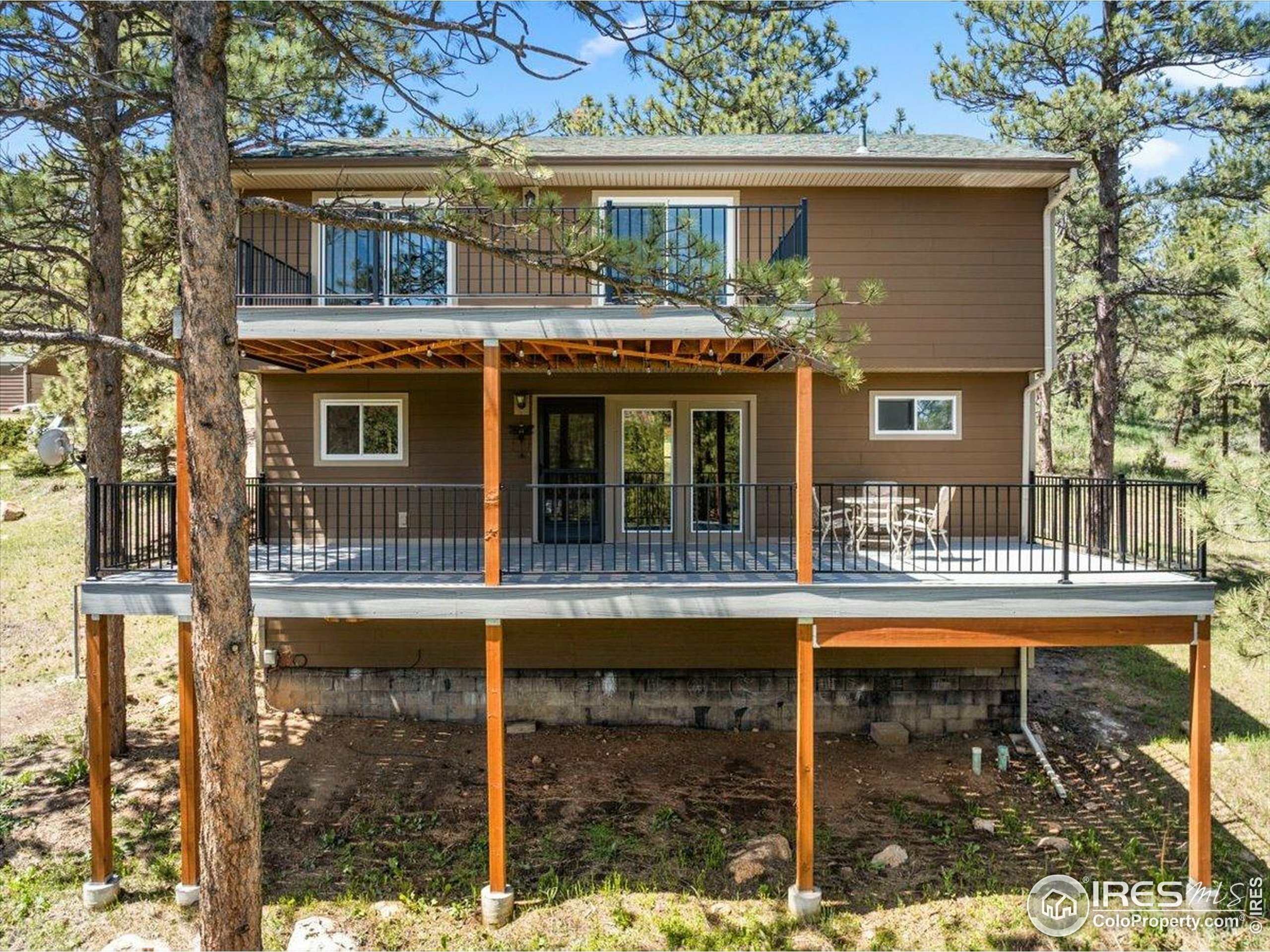 Property Photo: 457 Spruce Mountain Dr CO 80515
