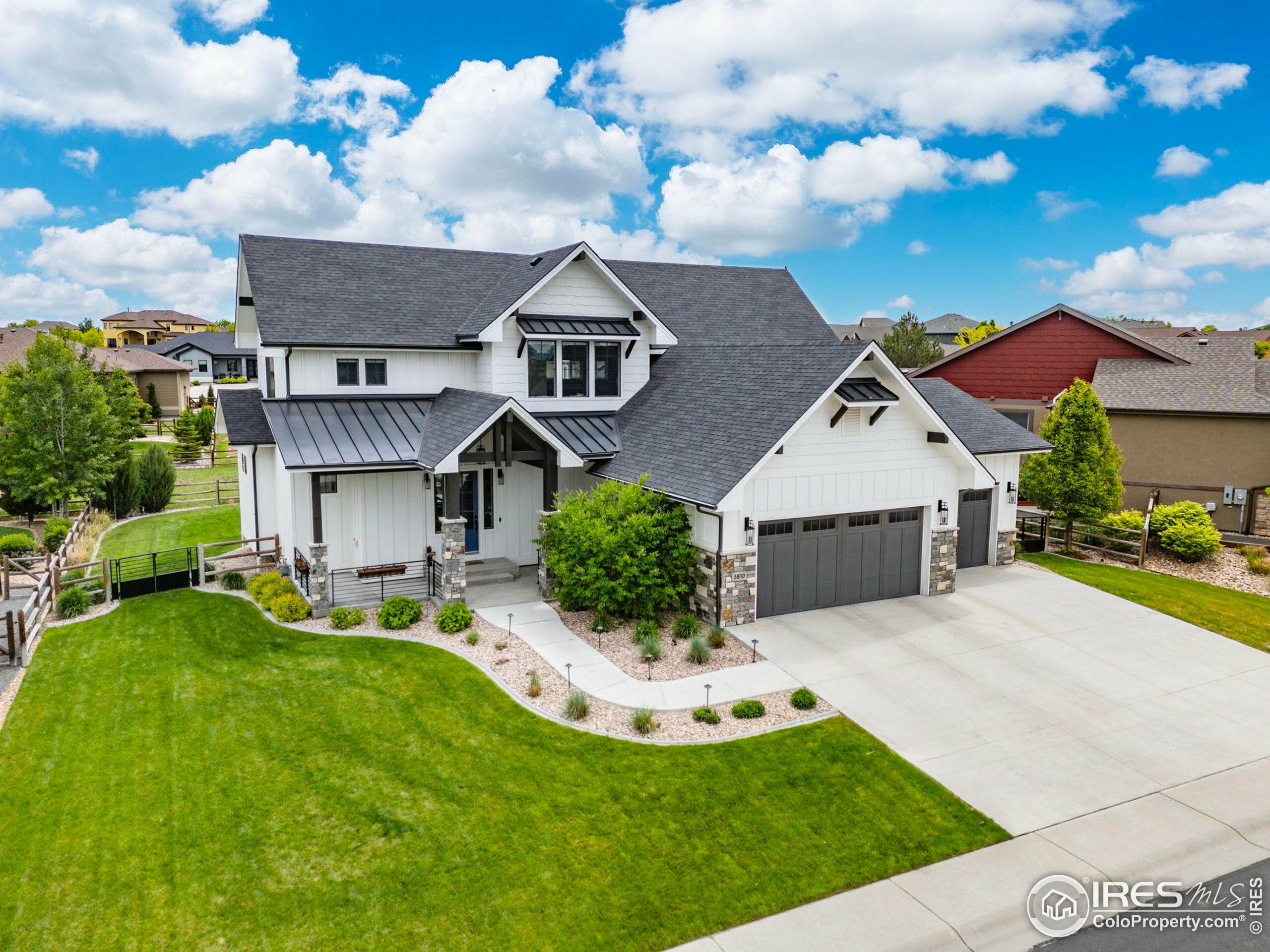 Property Photo: 5810 Last Pointe Dr CO 80550