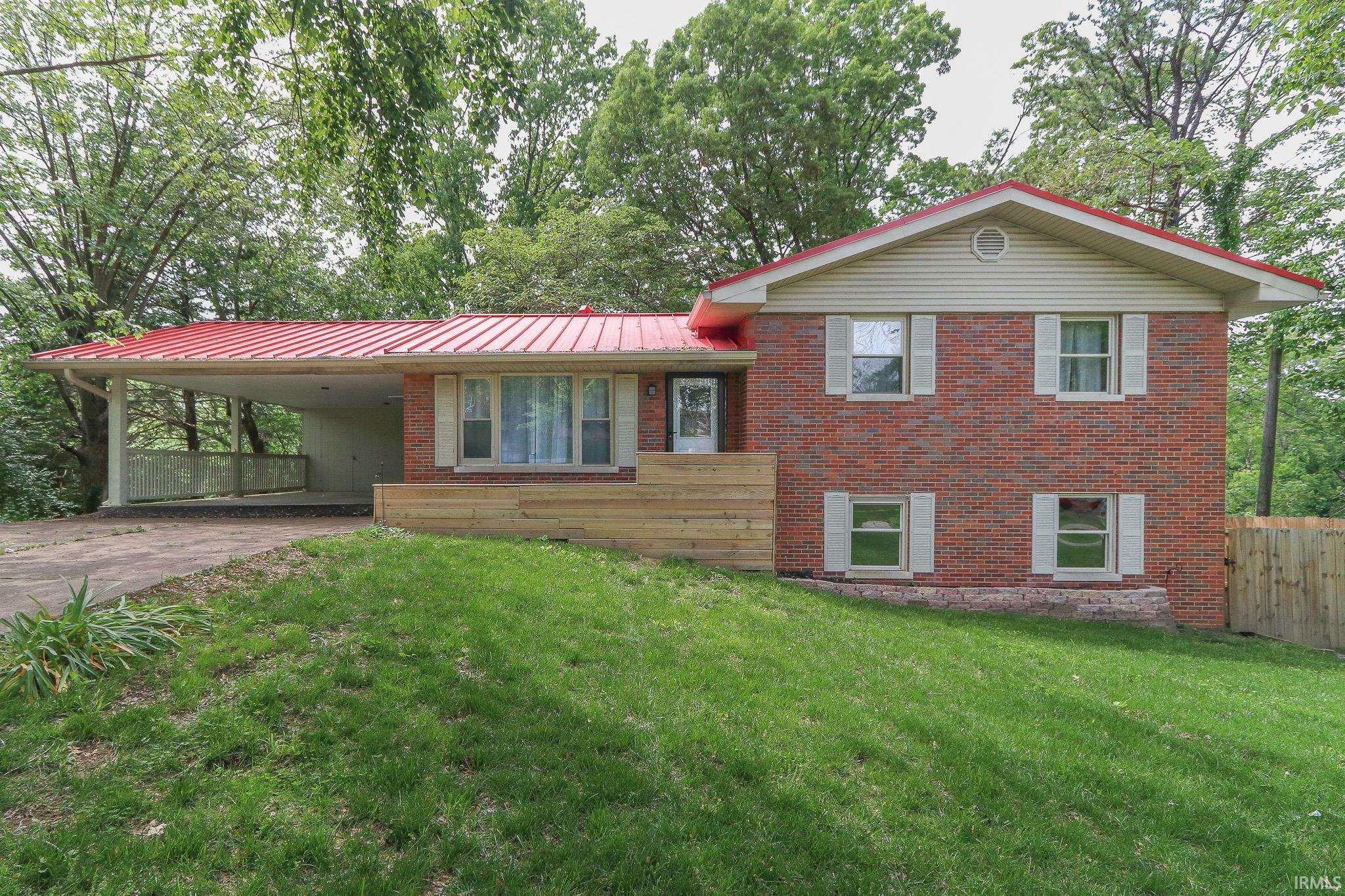 Property Photo: 5906 Hamilton Drive IN 47711-2008