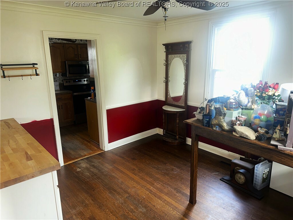Property Photo: 5106 Staunton Avenue SE WV 25304