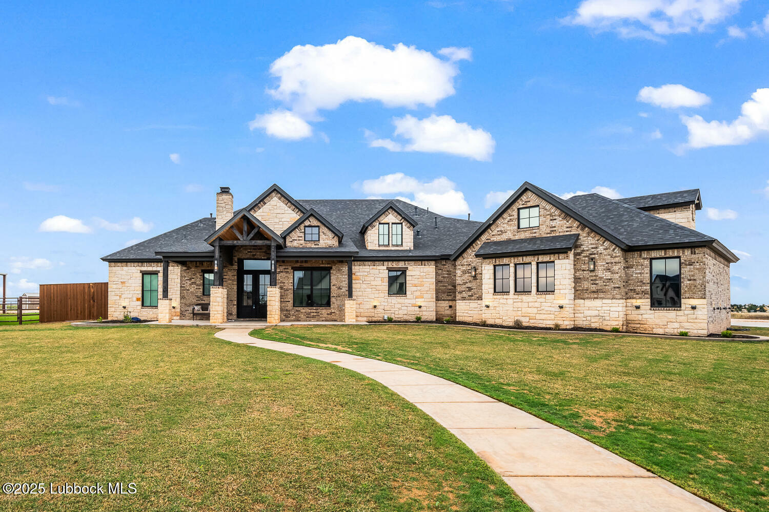Property Photo: 8225 County Rd 6235 TX 79363